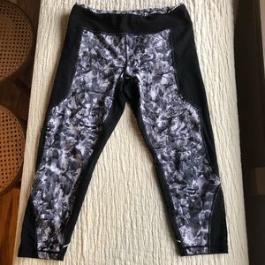 Zella workout Capri pants